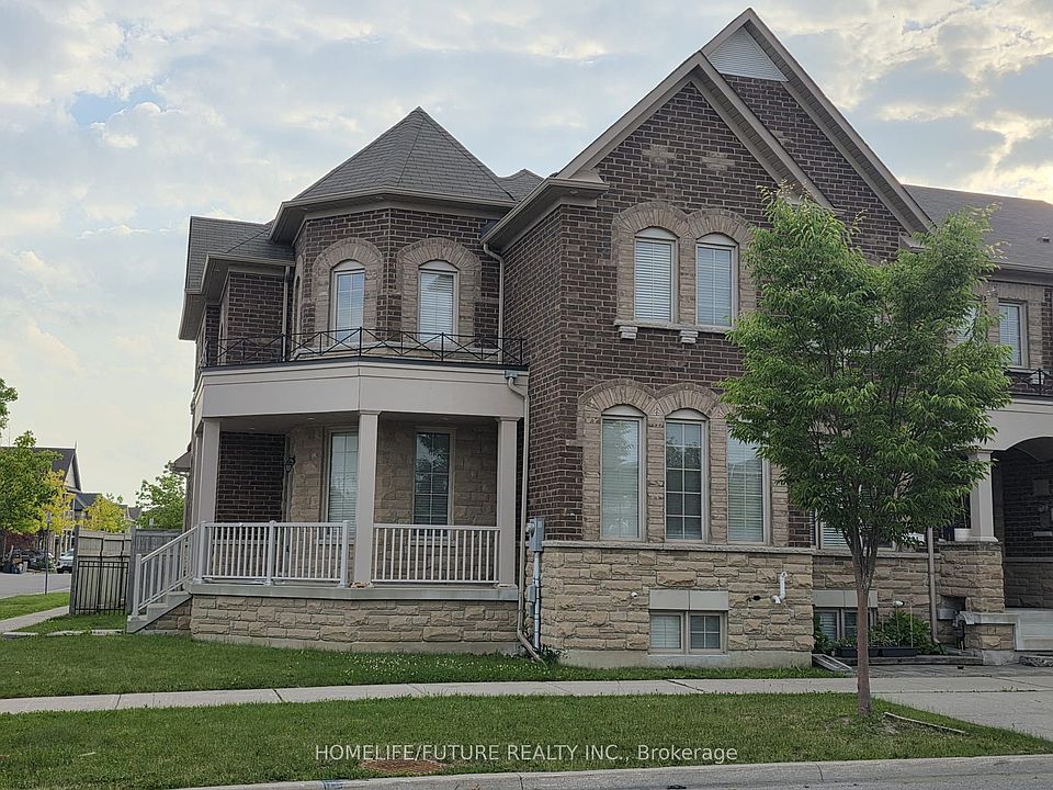 2nd image of 132 William Berczy Blvd