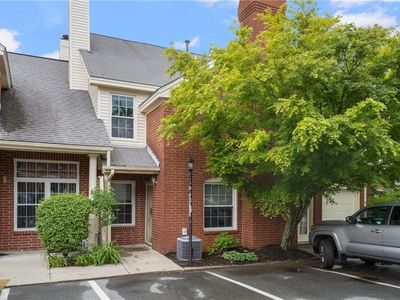 626 Smithfield Rd APT 912, North Providence, RI, 02904