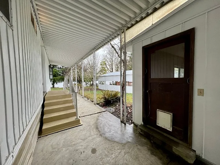 3220 Fishtrap Loop NE — Photo 18