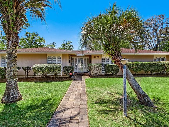 2nd image of 3376 Hollycrest Blvd