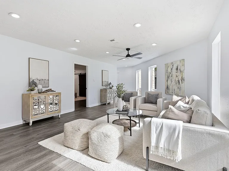 8002 Lichen Ln — Photo 14