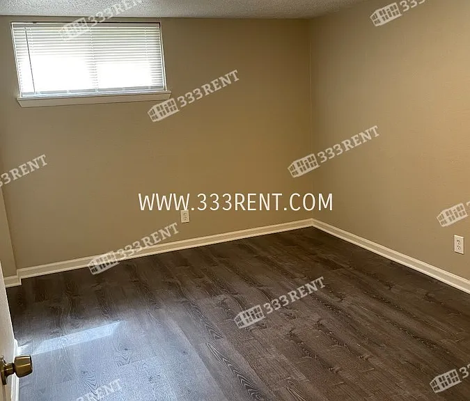 6007 E 152nd St #C — Photo 5