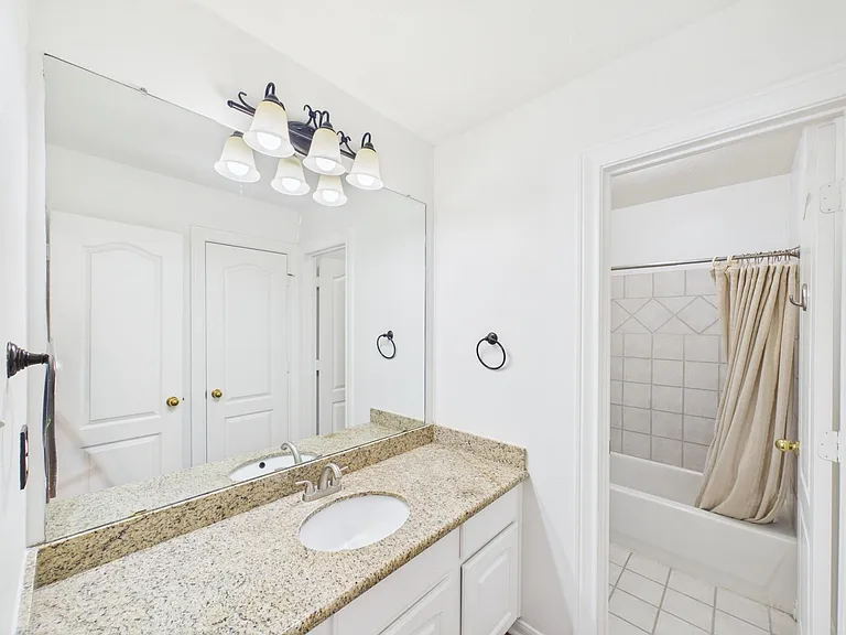 5407 Lake Place Dr — Photo 37