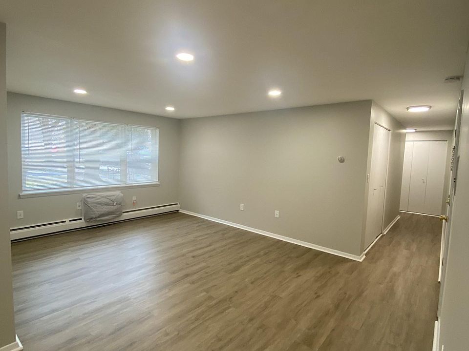 270 High St APT B10, Torrington, CT 06790 Zillow