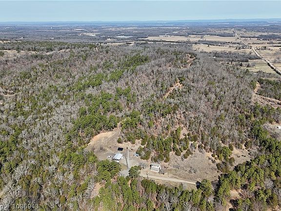 5th image of 17425 Potts Rd