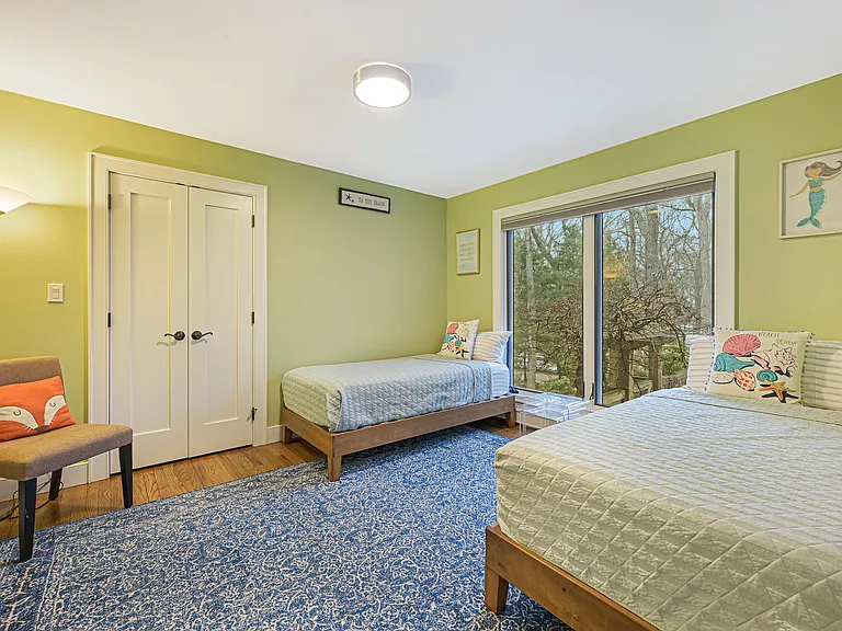 14 Hedges Banks Dr — Photo 15