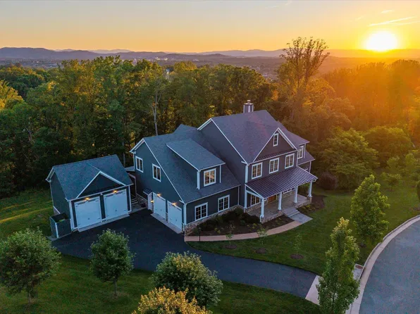 2330 Hyland Ridge Dr, Charlottesville, VA 22911