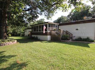 1002 Still Meadow Rd, Merriam Woods Village, MO 65740