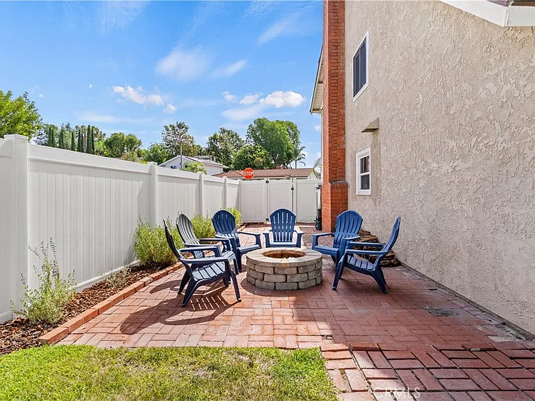24935 Spadra Ln — Photo 47