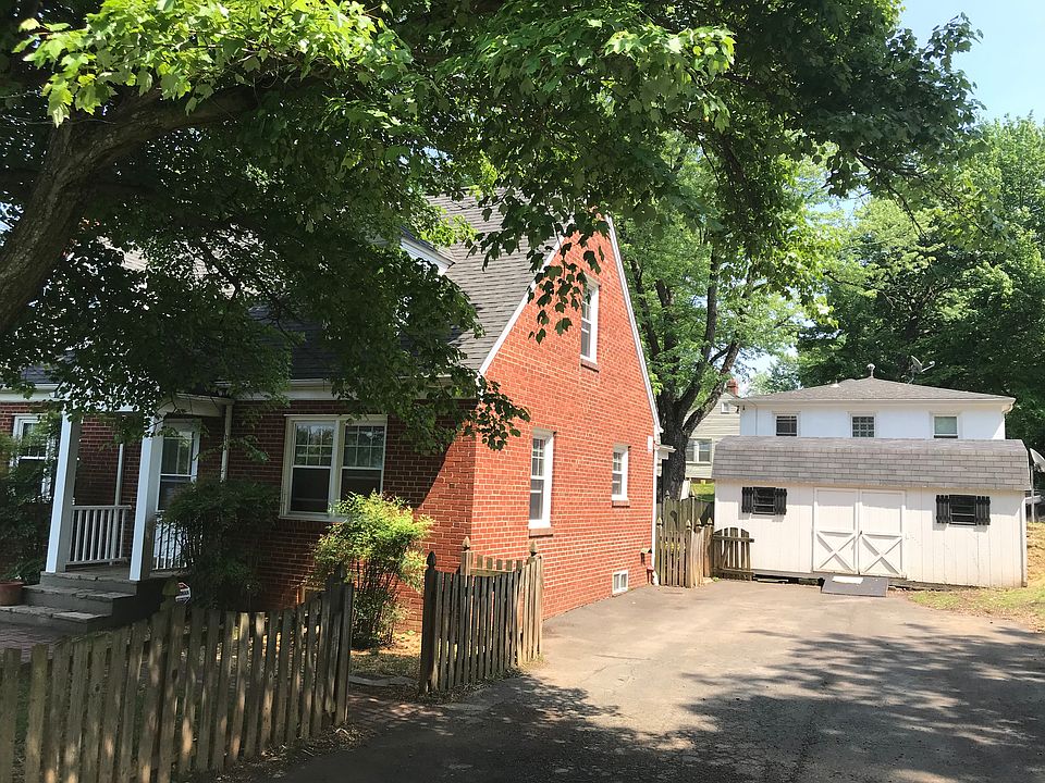1st image of 119 Fisher Ln