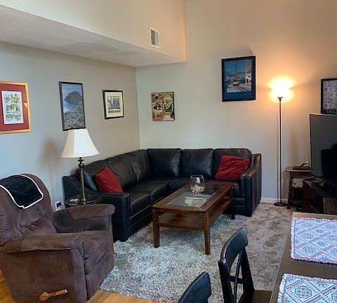 4th image of 94 Newbury Ave APT 300