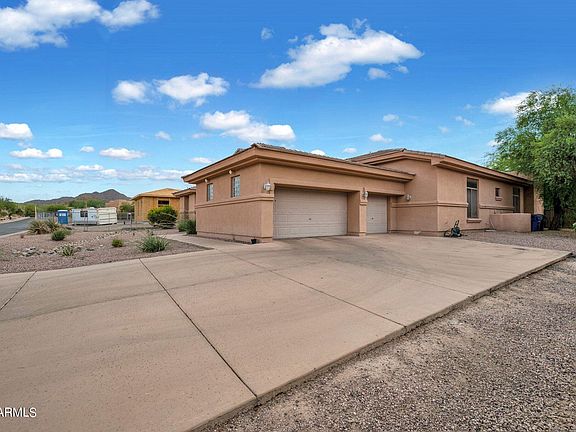 2nd image of 7130 E SADDLEBACK Street #11