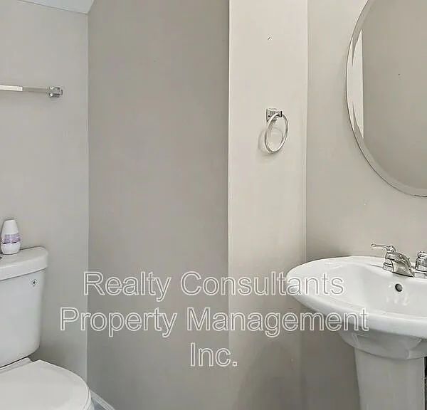 2717 Forest Grove Ct — Photo 9