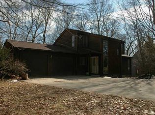 1161 Woodhill Dr, Gibsonia, PA 15044