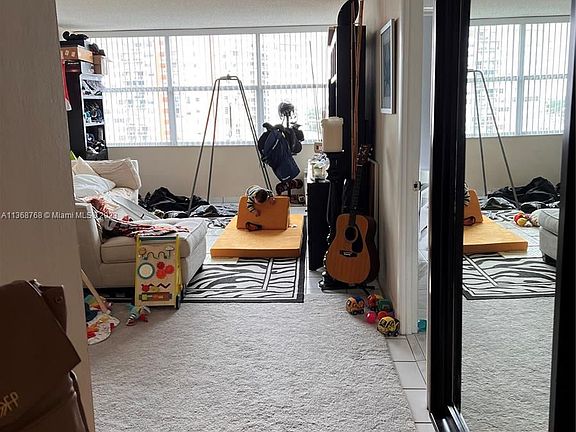 4th image of 1200 NE Miami Gardens Dr APT 1004W