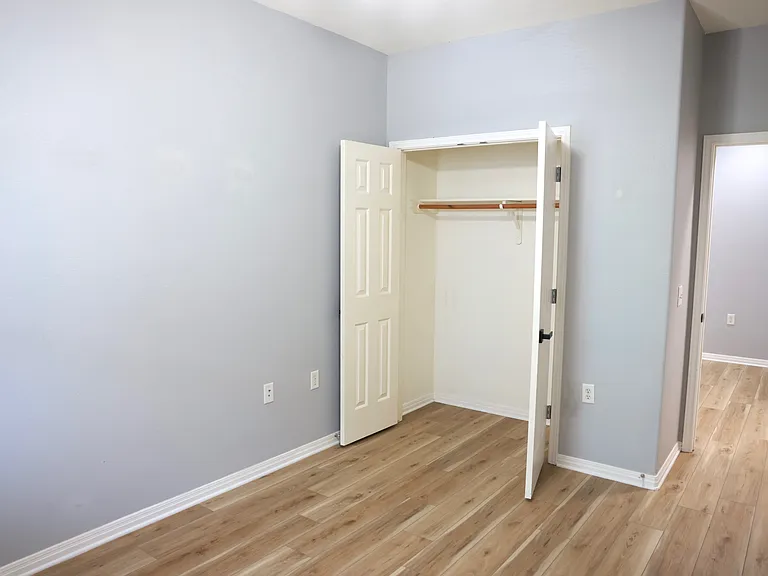 1306 Chicon St — Photo 33