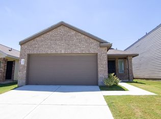 2064 Oakwood Forest Dr, Bryan, TX 77803