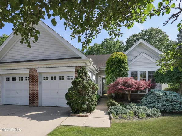 7 Oakhill Court, Jackson, NJ 08527