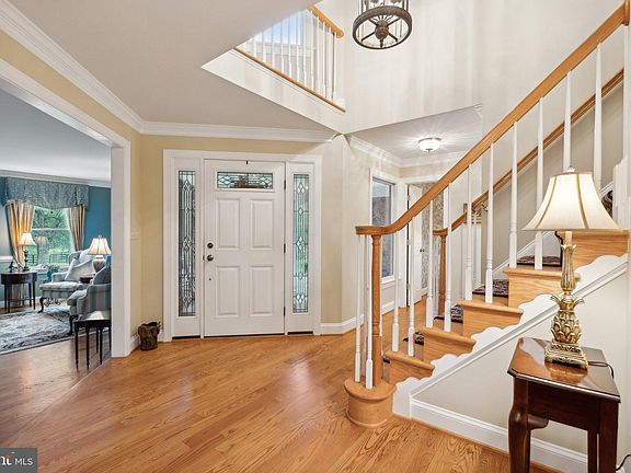 5th image of 9602 Heather Green Dr