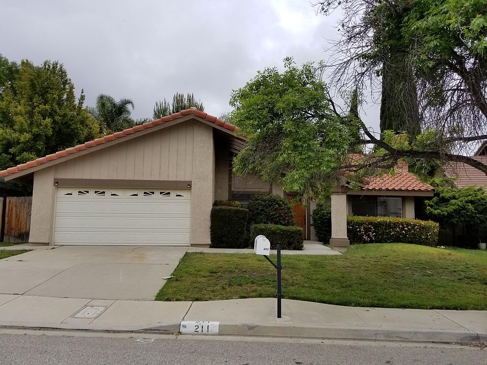 1st image of 211 Odebolt Dr