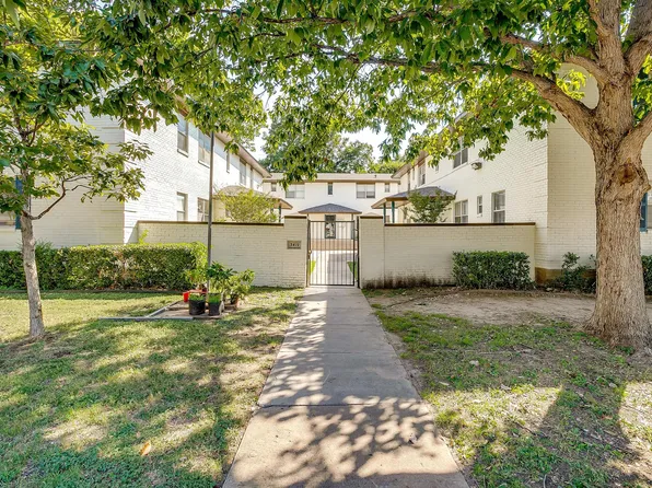 3419 S University Dr APT D, Fort Worth, TX 76109