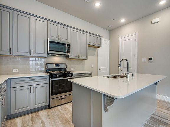 4th image of 4175 Kearsage Dr