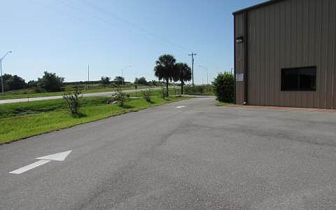 5th image of 14021 Us Highway 27 S