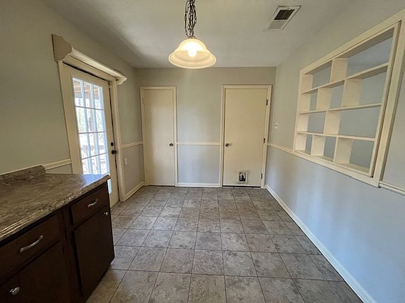 4th image of 1891 Coral Hills Dr