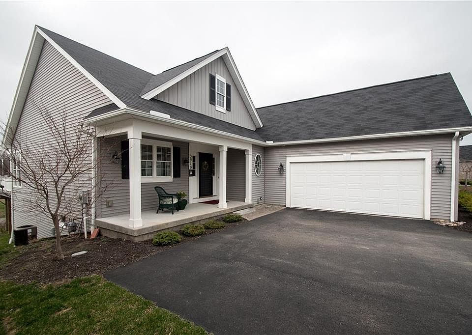 1st image of 3910 Chatham Ln
