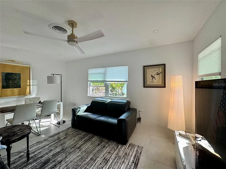 7372 Melaleuca Way — Photo 24