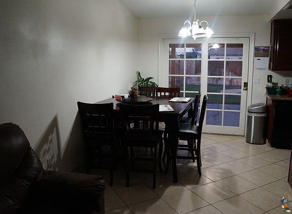 5th image of 2051 W Heil Ave