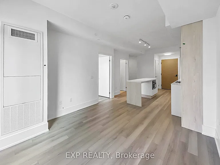 89 Church St #4902 — Photo 5