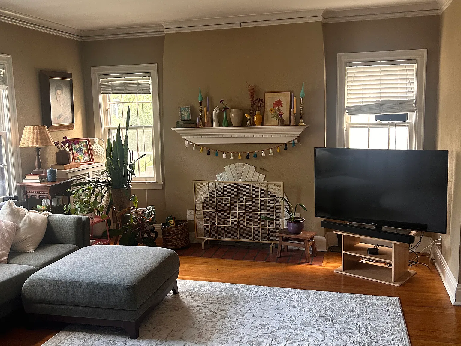 2 bed, $1,800 — Photo 2