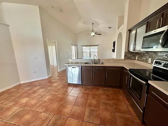 4627 Eaglet Ln — Photo 5