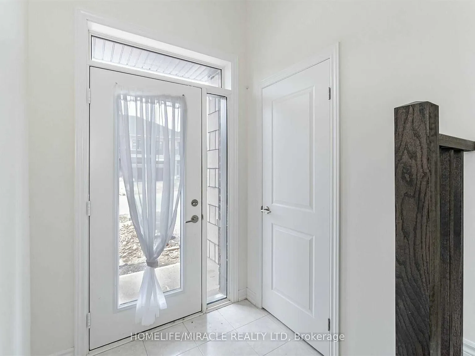 3 bed, $2,499 — Photo 4