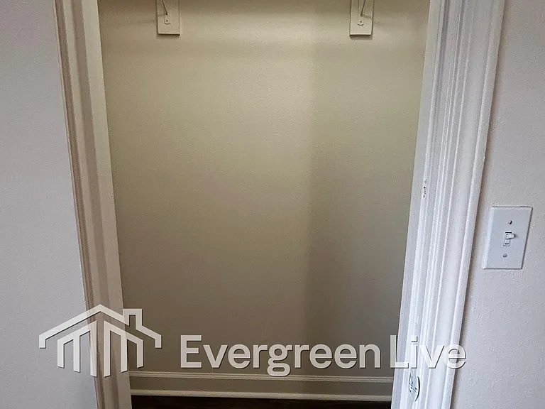 44 Callan Ct — Photo 17