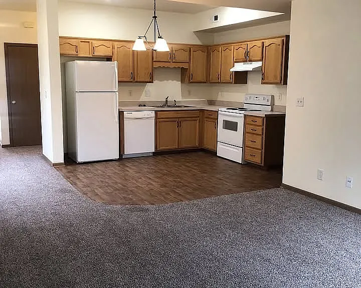 3125 S Cedar Crest Ct — Photo 4