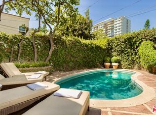 9019 Lloyd Pl, West Hollywood, CA 90069