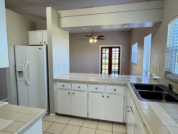 2nd image of 1510 NE 16th Ter