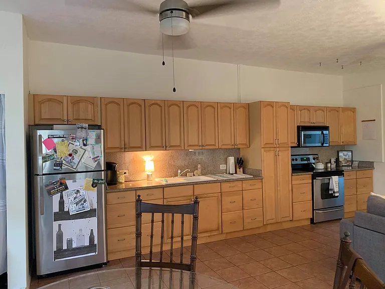 Large kitchen space if you like to cook with lots of storage!