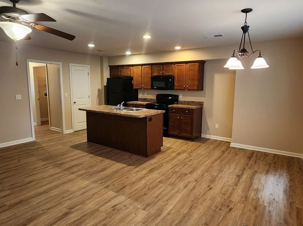 409-415 Rosewood Ct #409