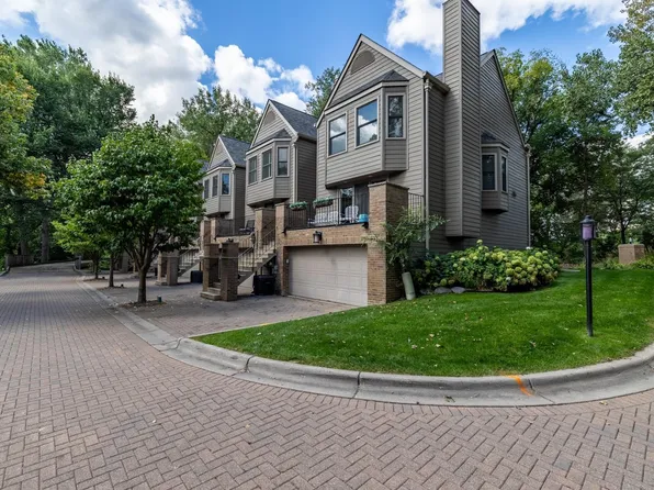 1641 Cedar Lake Pkwy, Minneapolis, MN 55416