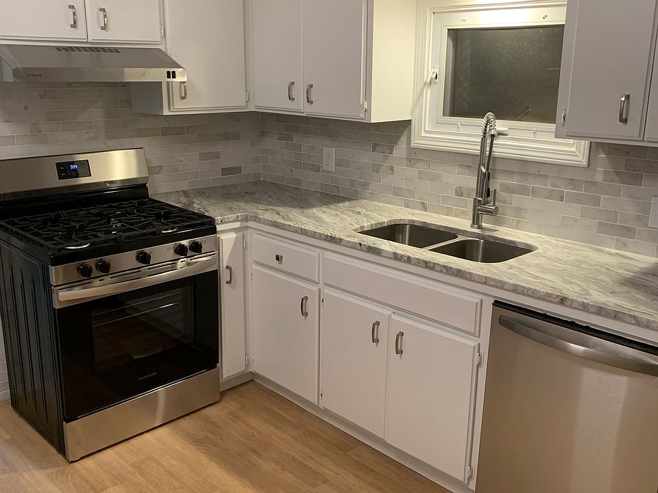 1st image of 360 Brown St #1