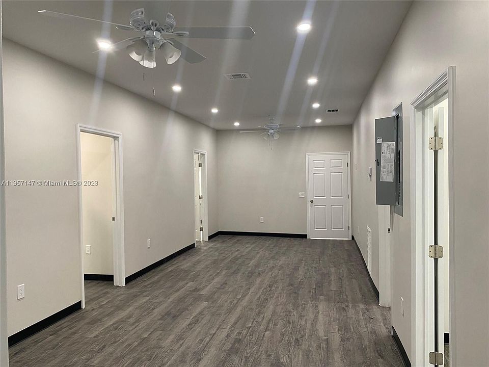 1st image of 628 NW 3rd Ave