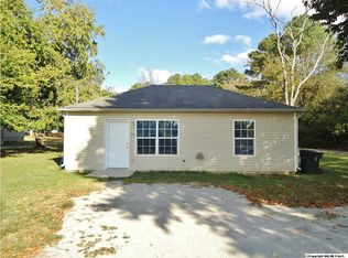 1665 Nick Davis Rd, Harvest, AL 35749