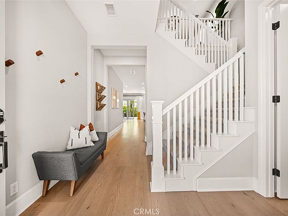 4th image of 90 Rockinghorse