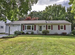 184 Bayberry Ln, Rochester, NY 14616