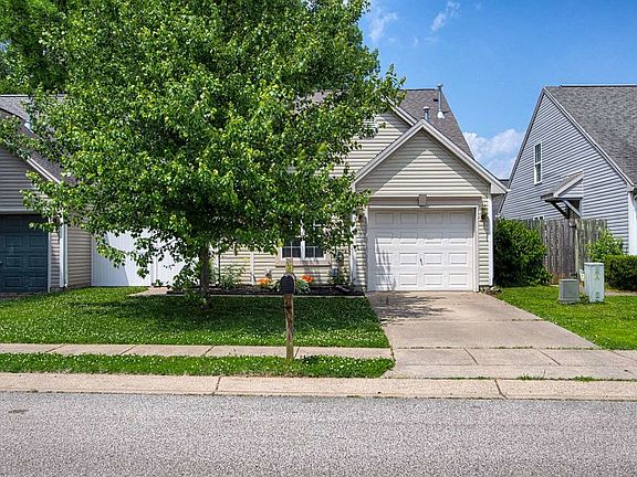 2nd image of 5903 Riverwalk Cir