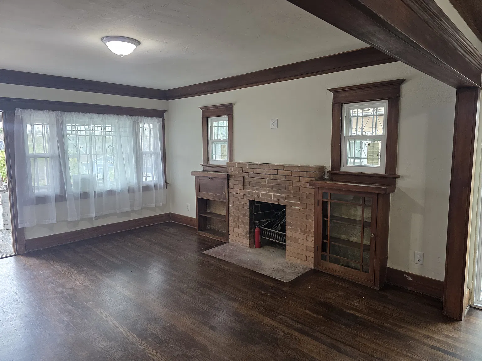 2 bed, 936 sqft, $3,700 — Photo 4