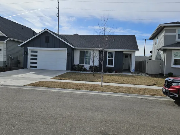 6031 W Riva Capri St, Meridian, ID 83646